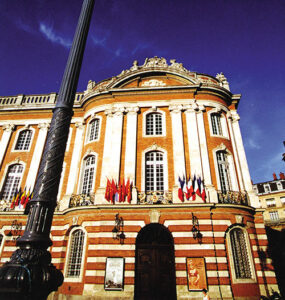 Vue extérieure de la façade du Théâtre du Capitole - Photo © Patrice Nin