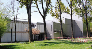 Vue générale extérieure du théâtre - Photo © Philippe Warrand