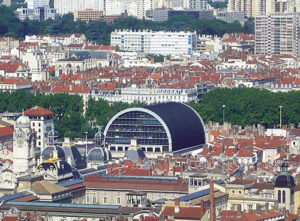 Vue générale extérieure de l’Opéra de Lyon - Photo Géraldine Mercier