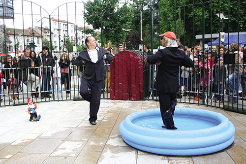 Les Étranges, compagnie Les Transformateurs - Photo © Stéphane Goni