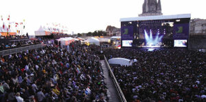 Vue de la foule aux Francoflies - Photo x