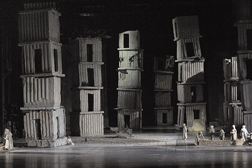 Am Amfang, conception, mise en scène, décors & costumes Anselm Kiefer - Photo © Charles Duprat/ Opéra national de Paris