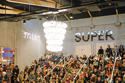 Mixt, hall Super - Photo © Benjamin Rullier