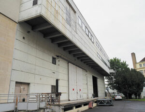 La façade de La Faïencerie - Photo © Jean-Jacques Monier